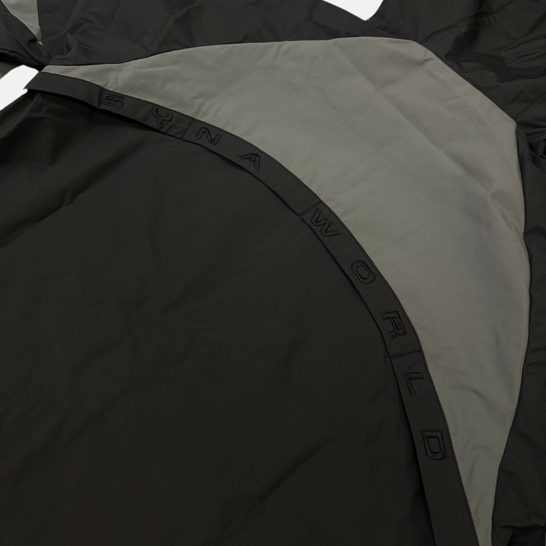Syna Logo Vortex Woven Jacket - Blackout - No Sauce The Plug